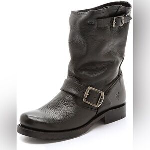 Frye Women's Veronica Short Boot in Black